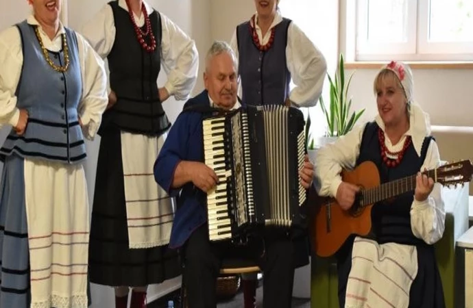 {Urząd Marszałkowski w Olsztynie uruchomił tegoroczną edycję konkursu „Małe granty sołeckie Marszałka Województwa Warmińsko-Mazurskiego”.}