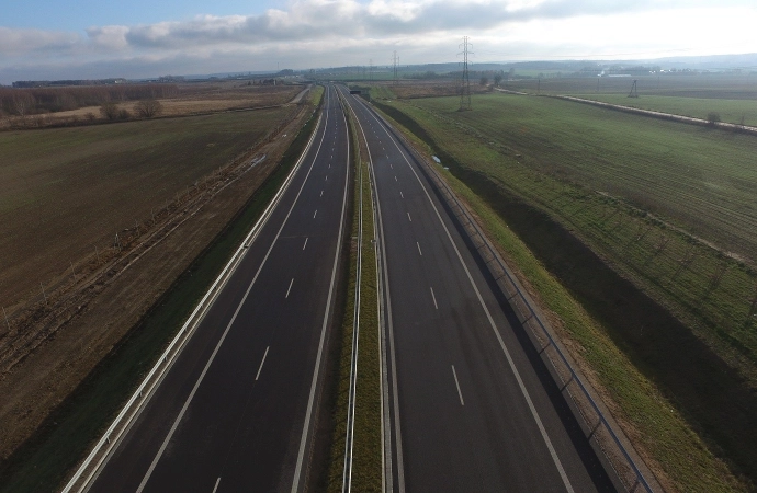 {Od poniedziałku należy spodziewać się utrudnień na jednym z odcinków drogi.}